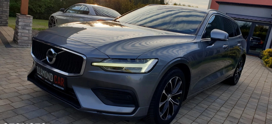 Volvo V60 cena 79900 przebieg: 139000, rok produkcji 2019 z Sulejów małe 596